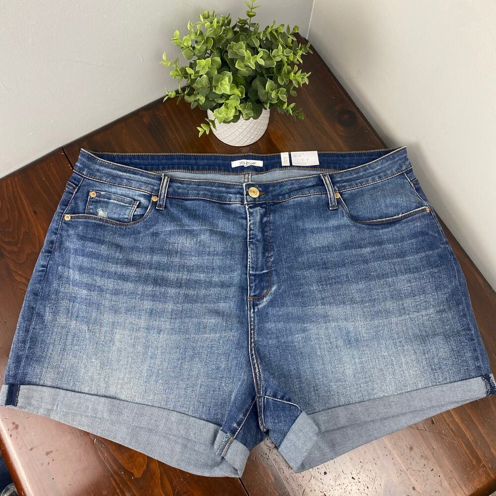 STS Blue Molly High Waist Roll Cuff Boyfriend Denim Shorts Plus Size 24 / 37
